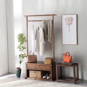 Porte-manteau pliable de style chinois moderne en bois de noyer, autoportant pour salon, chambre et usage domestique - Product Image 4