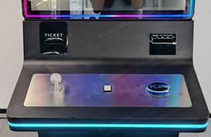 แผงสัมผัส LCD หน้าจอคู่ขนาด23.8นิ้วเครื่องเกม<span class=keywords><strong>ออนไลน์</strong></span>ที่มีทักษะการเล่น<span class=keywords><strong>เกม</strong></span>มีโลหะแบบตั้งได้ - Product Image 3