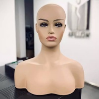 Manekin Kepala dan Bahu Plastik Realistis Gaya Eropa Merk JIEYAO Model J-M-09 untuk Pajangan Wig Wanita, Grosir Laris Manis