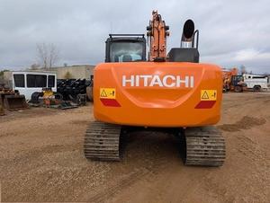 Excavatrice hydraulique sur chenilles d'occasion Hitachi ZX130-5A de 13 tonnes avec moteur Isuzu – Excavatrices d'occasion à prix abordable à vendre - Product Image 3