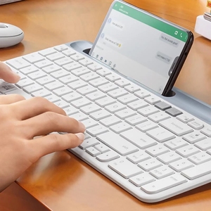 K580 Wireless <b>Keyboard</b> Ultra-thin Dual Mode Multi-device Silent Ce <b>Usb</b> 2.0 English Thinkpad K580 2.4ghz Wireless - Product Image 6