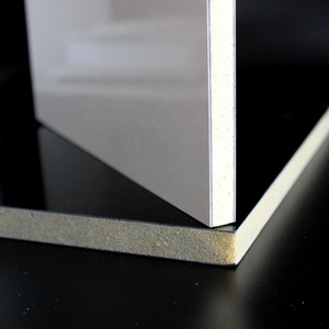 Panneaux muraux de boîte à remorque en plastique, panneau à sandwich en forme de nid d'abeille avec surface de feuille plastique, plus forte, isolation facile à entretien - Product Image 2