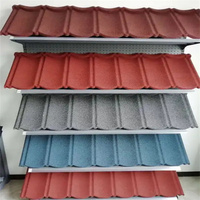 Bon marché Prix Roma Tile G28 Tuiles colorées en alliage de zinc et d'aluminium revêtues de sable Feuille de toiture d'aération arrière verte pour les villas