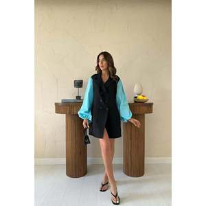 Chaqueta Vestido para Mujer al por Mayor con Ribete Negro y Azul - Product Image 4