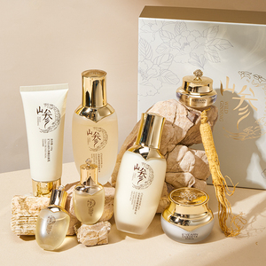 Kit de Soins Visage Anti-Âge et Éclaircissant au Ginseng Sauvage Bio à Marque Blanche, avec Vitamine C et Aloès pour le Traitement de l'Acné, Ensemble de Soins de la Peau 7 Pièces - Product Image 3