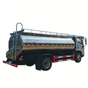 Camión Cisterna <span class=keywords><strong>de</strong></span> Acero Resistente para Distribución Rural - Product Image 3