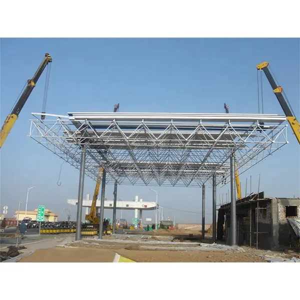 맞춤형 현대 저비용 강철 구조 캐노피 주유소 쉼터 휘발유 역 지붕