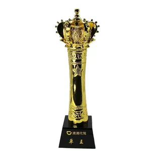 Coroa Troféu Dom Nobre Mais Alta Honra Prêmio Troféu com Resina De Cristal Base de Ouro Gravura Logotipo Personalizado Impresso Caixa de Presente