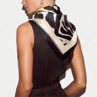 Écharpe en soie zébrée carrée, tendance et polyvalente, adaptée à toutes les occasions, emballage et taille personnalisés disponibles, vente en gros