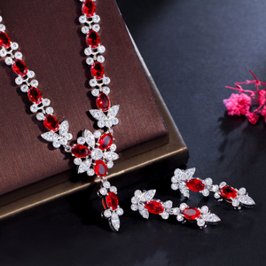 Tuyệt Đẹp Màu Đỏ Của <span class=keywords><strong>Ruby</strong></span> Đá Cubic Zircon Phụ Nữ Dây Chuyền Set Với Bông Tai Trang Sức Set Cho Phụ Nữ Buổi Tối Đầy Đủ Ăn Mặc Phụ Kiện - Product Image 4