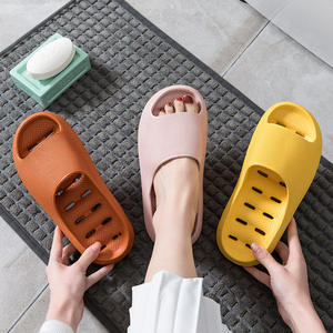 Chaussons d'hôtel unis en EVA souple antidérapants pour chambre d'hôtes, fournis directement par l'usine - Product Image 1