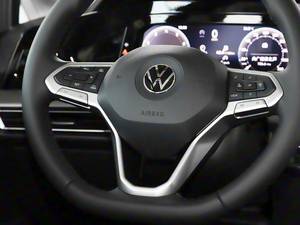 Voiture neuve essence automatique <span class=keywords><strong>Golf</strong></span> R Line SUV 2025 <span class=keywords><strong>blanche</strong></span>, 300TSI Pro, taille des pneus R17, caméra arrière, conduite à gauche avec <span class=keywords><strong>toit</strong></span> <span class=keywords><strong>ouvrant</strong></span> - Product Image 2