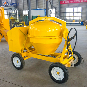 Bétonnière mobile Corey haute efficacité 12m³/h, moteur diesel refroidi par air 16HP, équipement de mélange de ciment autochargeant, garantie 2 ans - Product Image 4