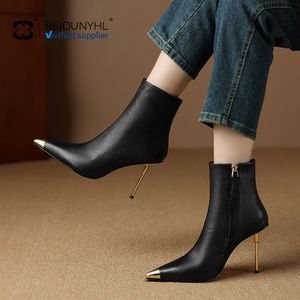 Stivali con tacco autunno inverno <span class=keywords><strong>in</strong></span> vera <span class=keywords><strong>pelle</strong></span> alla moda stivaletti alla caviglia con cerniera Sexy tacco alto a punta neri stivaletti - Product Image 4