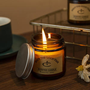 Bougie parfumée à la lavande romantique sans fumée faite à la main Cadeau idéal dans un élégant gobelet en verre brillant Cire de soja - Product Image 4