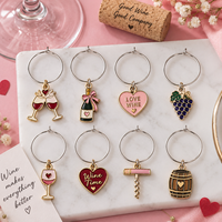 Breloques de verre à vin miniatures personnalisées avec logo, vente en gros d'usine, breloques pour verres à vin pour les fêtes d'été, de Noël et les dégustations de vin