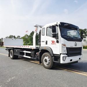 Sinotruck HOWO Camión de Remolque de Plataforma Hidráulica de 5 y 8 Toneladas 4x2 para Recuperación de Vehículos - Product Image 2