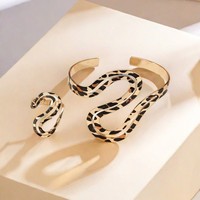 Jachon Ensemble de bijoux en métal léopard Ensemble de bracelets et bagues ajustables en forme de S pour femmes Accessoires audacieux