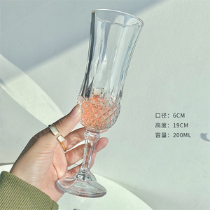 Vintage calici a calice <span class=keywords><strong>Retro</strong></span> goffrato <span class=keywords><strong>Set</strong></span> di bicchieri da vino trasparente per succo di Gin Cocktail drink Champagne - Product Image 5