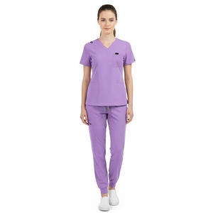 Ensemble de blouses médicales multicolores avec un design facile d'entretien <span class=keywords><strong>pour</strong></span> <span class=keywords><strong>les</strong></span> infirmières, <span class=keywords><strong>les</strong></span> médecins et <span class=keywords><strong>les</strong></span> aidants - Product Image 6
