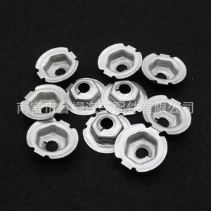 Clip de fixation de pare-chocs arrière Shuangxuan, écrou métallique WHT005560 pour Santana Magotan Tiguan Golf - Product Image 2