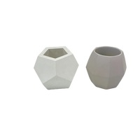 Nouvelles Idées de Produits 2025 Mini Pot de Jardin en Ciment Blanc Pot Décoratif pour la Maison