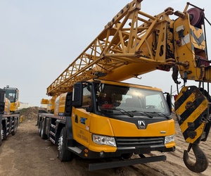 XCM xct35L5 35t <b>crane</b> Year 2020 Truck All-Terrain <b>Crane</b> with SAC1300t STC800t6 STC800t5 STC1000c7 <b>crane</b> made in China - Product Image 4