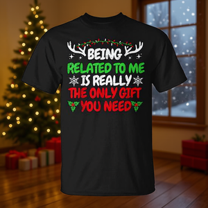 Estar relacionado conmigo es realmente el solo regalo que necesitas, camiseta navideña - Product Image 3