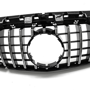Parrilla Delantera para Mercedes-Benz Clase CLA W117, Modelo GT, Totalmente Negra con Franjas Verticales Plateadas, ABS - Product Image 5