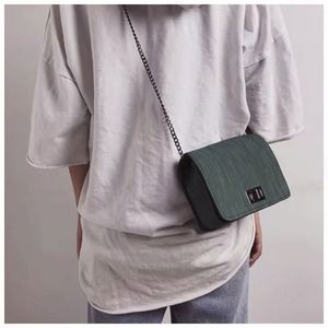 กระเป๋าถือใหม่ I-0353 กระเป๋าเครื่องสำอางขนาดเล็ก กระเป๋าใส่เหรียญผู้หญิง สายสะพายไหล่ สไตล์เกาหลี กระเป๋าสะพายข้าง แบบเปิด รักษ์โลก - Product Image 5
