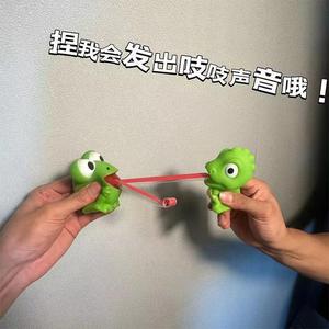 Jouet à presser en forme de grenouille avec langue extensible, anti-stress pour enfants de 5 à 14 ans, jouet de farce en plastique unisexe - Product Image 3