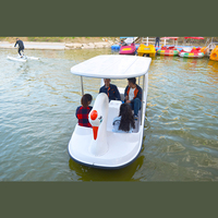 Bateau à pédales électrique commercial de loisirs aquatiques, thème Cygne Blanc, en fibre de verre et PE de haute qualité, avec éclairage, pour usage domestique, 1 pièce