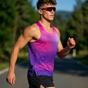 Chaleco Deportivo Ligero de Primera Calidad para Hombre, Camiseta sin Mangas Transpirable para Gimnasio y Entrenamiento, con Diseño Liso, Esencial para el Fitness - Product Image 1