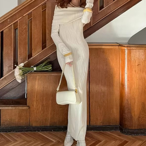 Robe longue moulante élégante blanche pour femme, col plissé épaules dénudées, tricot côtelé, manches longues, robe de soirée romantique - Product Image 3