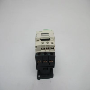 LC1D09 690V NSNP Nouveau contrôleur de programmation PLC dédié à l'automatisation industrielle PAC original prêt à l'emploi - Product Image 1