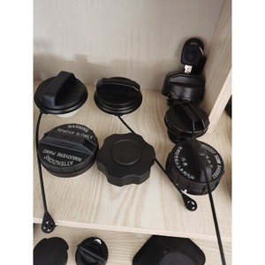 Kit de bouchons d'huile pour remplissage d'huile moteur de voiture, remplacement du réservoir de carburant, matériau ABS, 200 pièces, neuf avec joint, garantie d'un an - Product Image 3