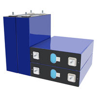 Batterie lithium-ion prismatique LiFePO4 3,2 V CC 202 Ah, 6000 cycles, 3900 g, -20°C à 60°C, pour véhicules électriques, bateaux, stockage solaire