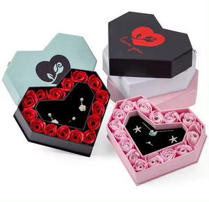 Elegante caja romántica en forma de corazón hermoso estilo de flor para almacenar anillos de joyería collares con Rosa de jabón de Rosa eterna - Product Image 4