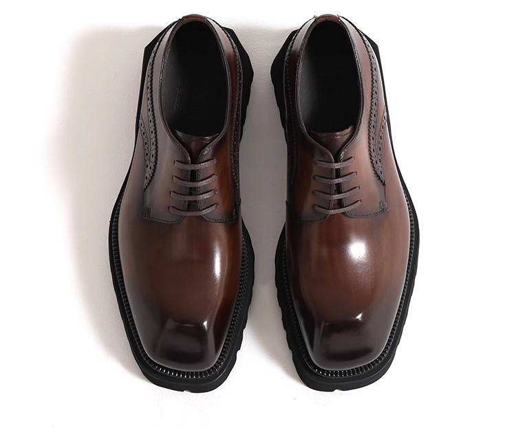 สีน้ำตาล