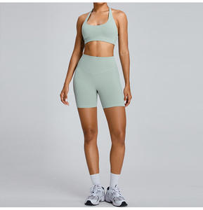 Ensemble de yoga respirant taille haute avec effet push-up, tenue de sport 2 pièces en spandex et nylon, soutien-gorge de sport sans couture et short cycliste - Product Image 6