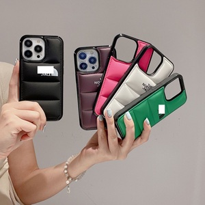 Nouvelle <span class=keywords><strong>coque</strong></span> antichoc créative de <span class=keywords><strong>marque</strong></span> de mode pour <span class=keywords><strong>iPhone</strong></span> 12 <span class=keywords><strong>13</strong></span> 14 15 16 17 <span class=keywords><strong>Pro</strong></span> <span class=keywords><strong>Max</strong></span>, style doudoune - Product Image 1