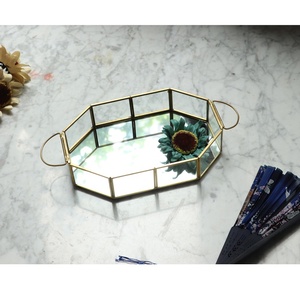 NUOVO <span class=keywords><strong>Vassoio</strong></span> Portaoggetti in Vetro Dorato Stile Americano NEW HOPE, per Gioielli, Profumi, Arredamento Casa, Soggiorno, Trucco e Vanità - Product Image 2