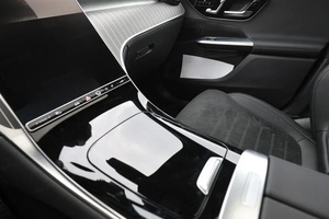 Voiture d'occasion entièrement chargée 2025 MercedesS <span class=keywords><strong>GLC</strong></span> 220 d 4-Matic AMG Line 2.0L SUV prête à l'emploi, sans accident, prête à être expédiée dans le monde entier - Product Image 2