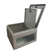 Boîtier électrique métallique avec porte en acrylique transparente, armoire de commande en acier avec panneau de visualisation clair