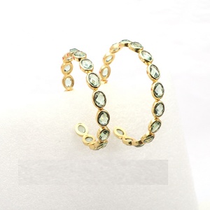 Boucles d'oreilles en pierre d'améthyste verte, 1 pièce, pierres précieuses huggies, plaqué or, paires de pierres précieuses, nouveau style, bijoux boho, cadeau, article - Product Image 1