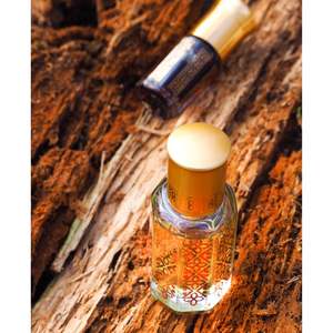 Aceite de Agarwood al por Mayor a Precio de Fábrica, Aceite de Oud Vietnamita 100% Puro y Natural, Relájate, 300 ml, Juego de 2 - Product Image 5