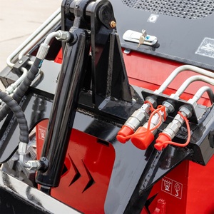 Suministro de Minicargadora Ht380t con Certificación CE, Capacidad de Carga de 380 kg, Económica, Personalizable, al Mejor Precio - Product Image 4