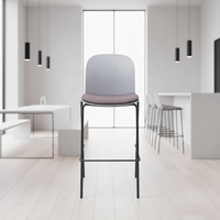 Chaise de bar empilable en acier moderne avec un design durable et écologique pour la maison, le bar, l'hôtel, la salle à manger extérieure, les loisirs et l'utilisation commerciale