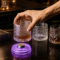 Ensemble de verres à whisky lumineux à LED, 360 °   Verres à bourbon rotatifs en cristal avec 4 sous-verres lumineux