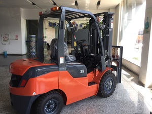 Fabrika fiyat FD20 2 sahne 3m direk manuel şanzıman kargo taşıma forklift için 2 ton dizel forklift 2.5t - Product Image 3